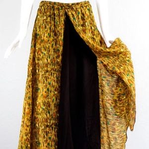 1970's Rare Chez Zvanni India SILK Skirt